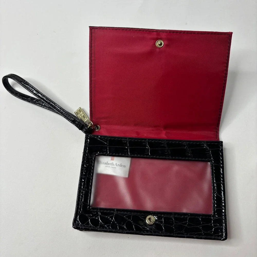Elizabeth Arden Black Croc Embossed Wristlet Wallet Gold Tone Zipper Pull